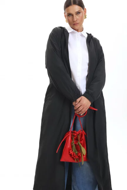 Плащ пыльник с капюшоном и подкладкой сетка