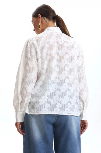 Блузка с бантом лавальер и манжетой