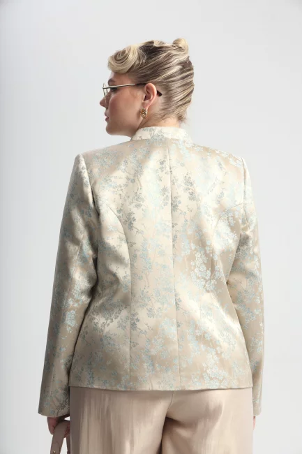 Жакет в азиатском стиле с застежкой панькоу