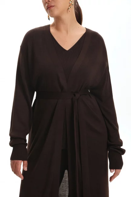 Вязаный кардиган темно-коричневого цвета