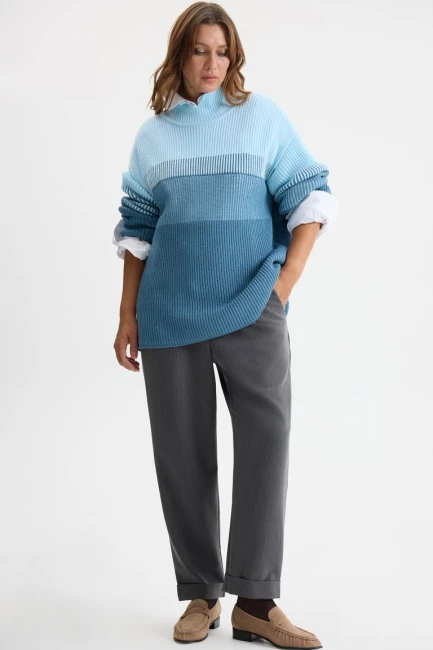 Свитер с градиентной вязкой – фото – Plus Size 50–64 – Моно-Стиль