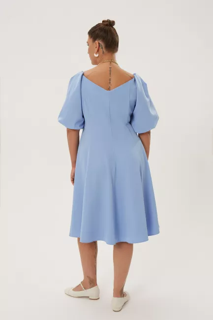 Платье приталенное из смесовой вискозы