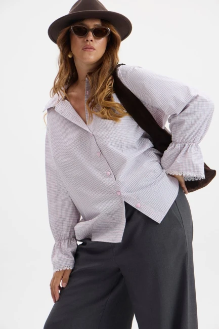 Блузка с кружевом и принтом клетка – фото – Plus Size 50–64 – Моно-Стиль