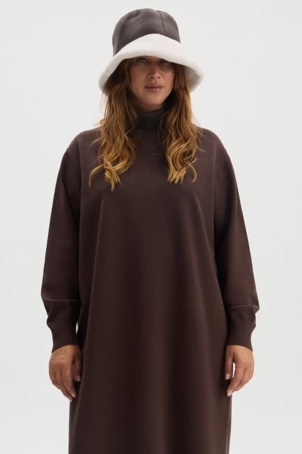 Панама из шерсти мериноса на экокоже наппа в оттенке шоколад – фото – Plus Size 50–64 – Моно-Стиль