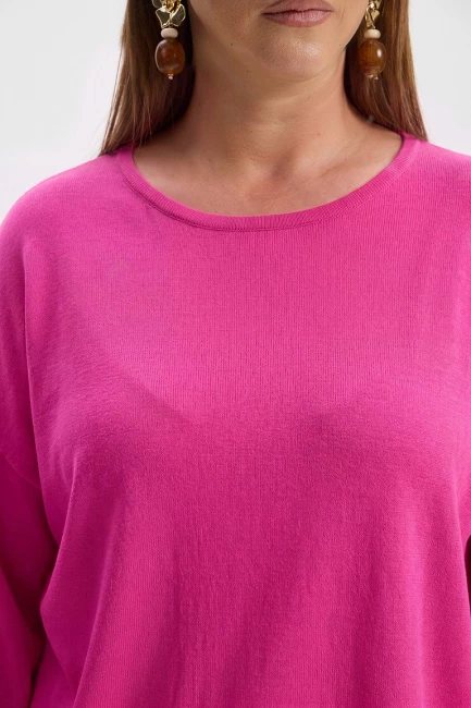 Джемпер с перемычкой и вырезом на спинке – фото – Plus Size 50–64 – Моно-Стиль