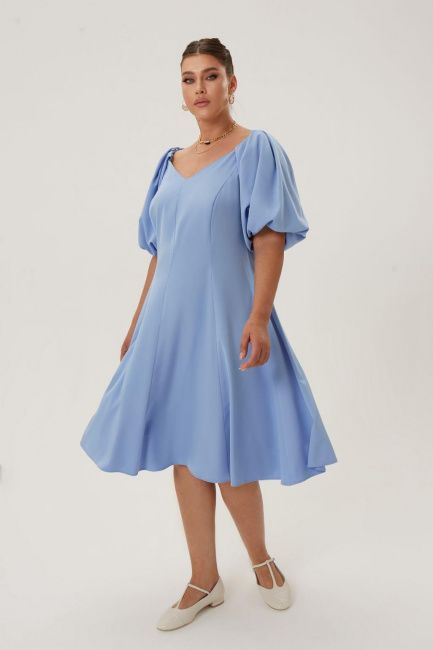 Голубое приталенное платье из смесовой вискозы