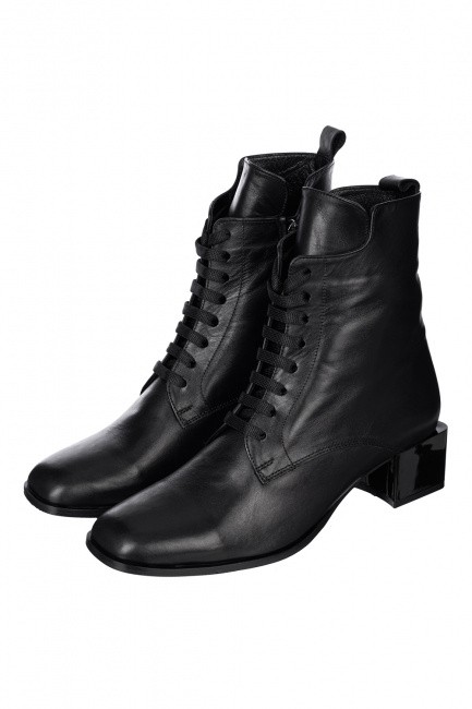Черные кожаные ботильоны с квадратным мысом на шнурках