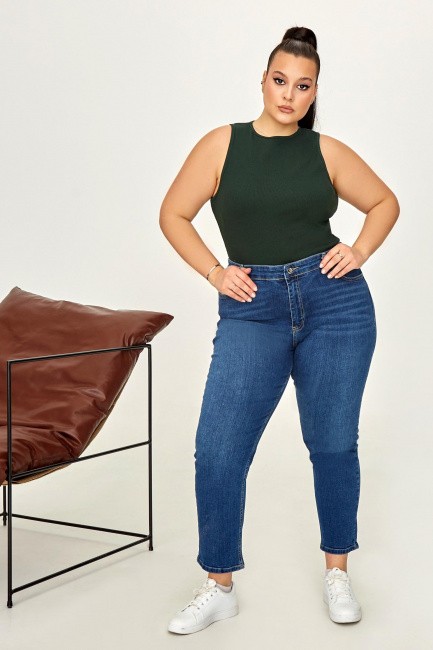Зауженные джинсы slim синего цвета премиум качества на фигуру плюс сайз купить в магазине одежды больших размеров для женщин