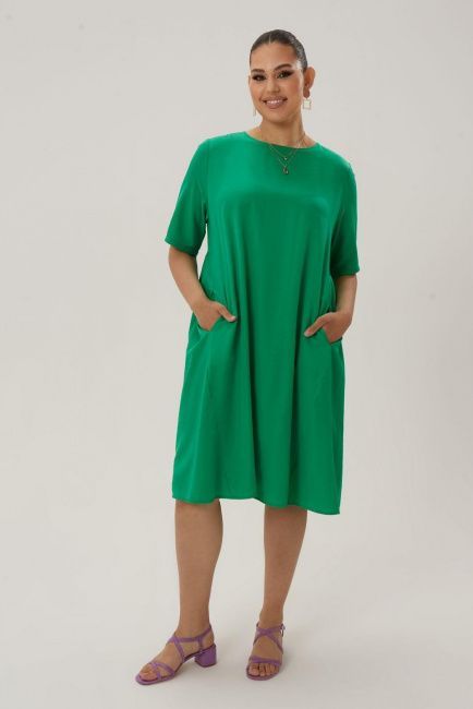 Зеленое платье а-силуэта из смесовой вискозы с блеском