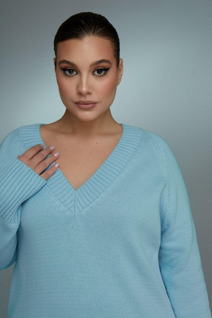 Голубой пуловер из вязаного смесового хлопка