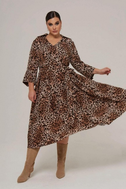 Платье А-силуэта с леопардовым принтом и расклешенной юбкой купить в ассортименте