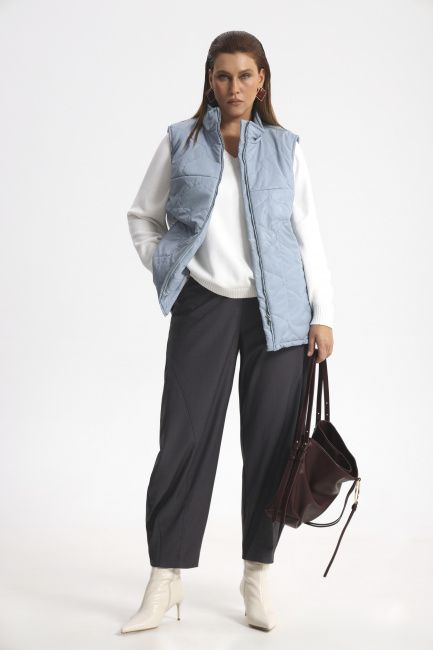 Жилет с принтованной подкладкой и простежкой