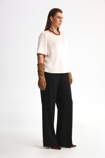 Блузка из поливискозы