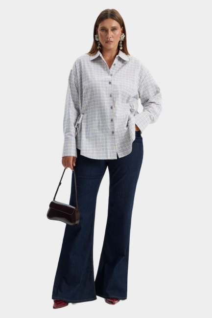 Джинсы буткат темно-синего цвета – фото – Plus Size 50–64 – Моно-Стиль