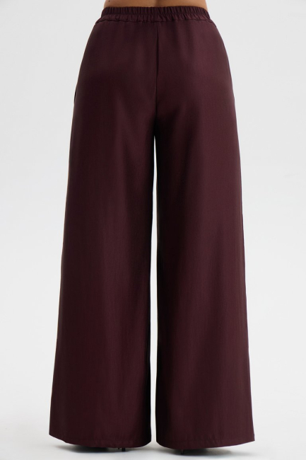 Брюки палаццо из костюмной ткани с блеском – фото – Plus Size 50–64 – Моно-Стиль