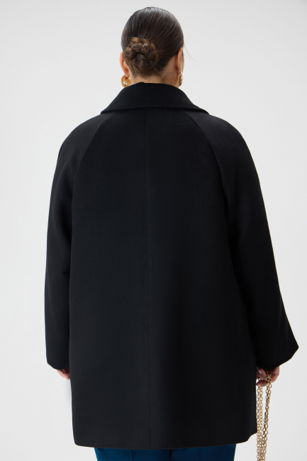 Полупальто черного цвета с рукавом реглан