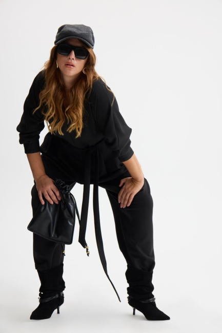 Комбинезон из трикотажа с брюками бананы – фото – Plus Size 50–64 – Моно-Стиль