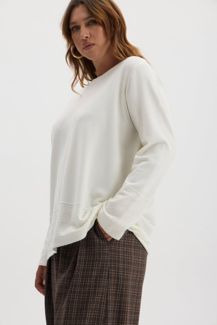 Джемпер из трикотажа с акцентной вязкой – фото – Plus Size 50–64 – Моно-Стиль
