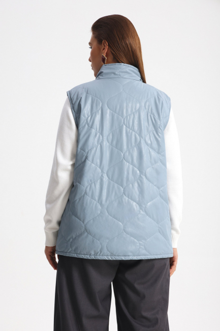 Жилет с принтованной подкладкой и простежкой