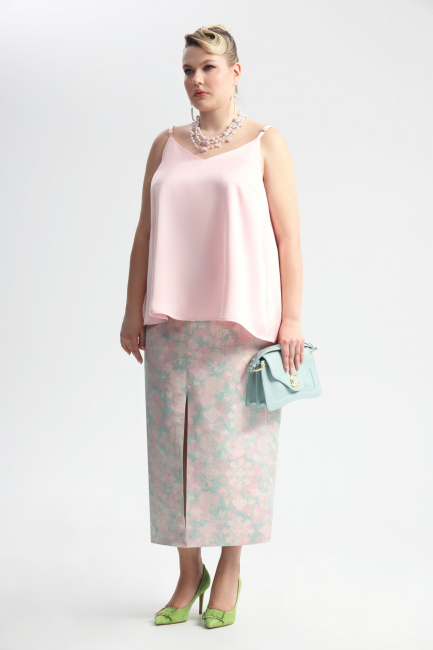 Топ на тонких лямках из поливискозы