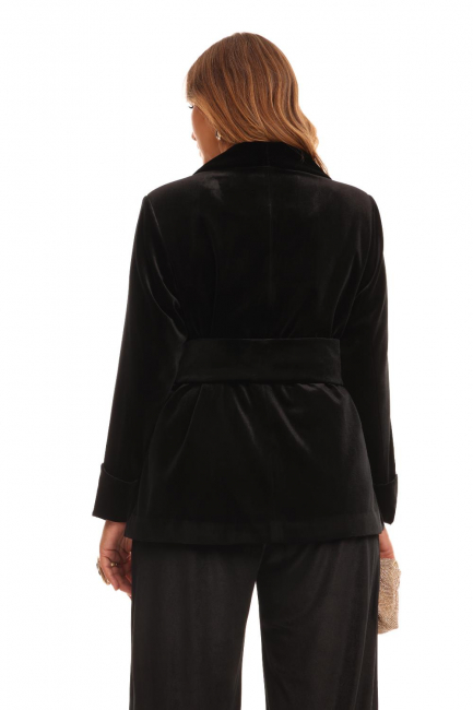 Бархатный черный жакет на запа́хе