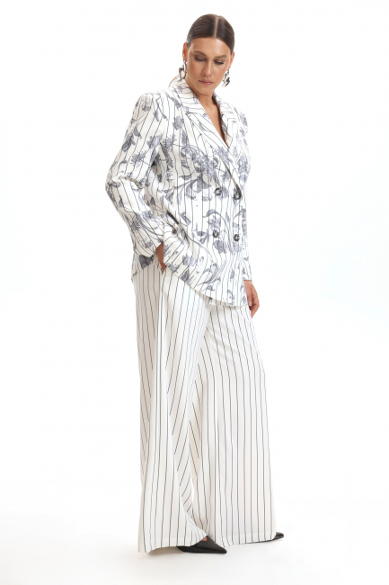 Жакет двубортный с принтом и шлицей