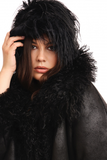 Панама из меха ламы на экозамше