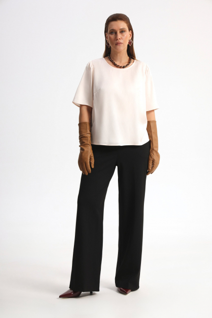 Блузка из поливискозы