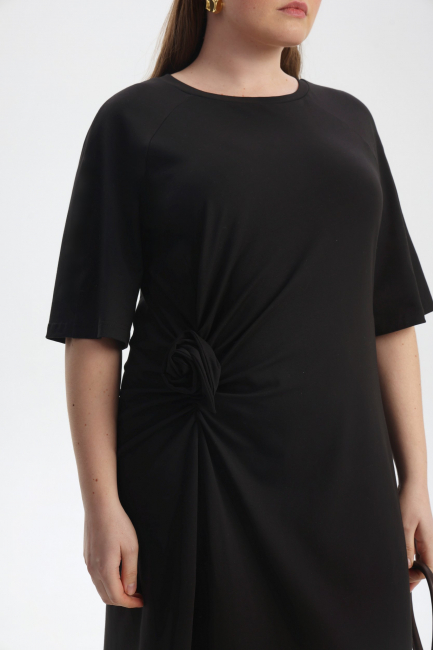 Платье футболка на рост 164 с декоративным узлом