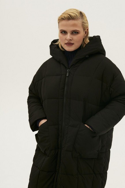 Прямой черный пуховик пальто с накладным карманом модный 