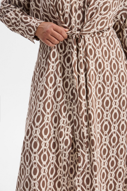 Платье с конструктивной завязкой и принтом пуччи – фото – Plus Size 50–64 – Моно-Стиль