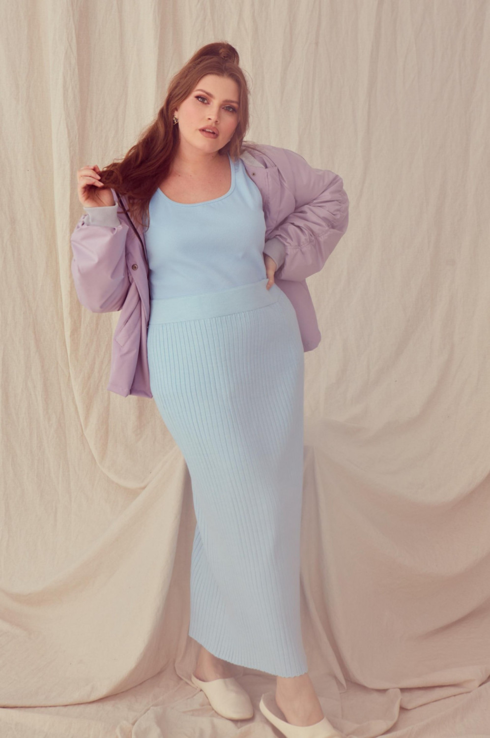 Голубая вязаная юбка макси из смесового кашемира купить в магазине женской одежды больших размеров 