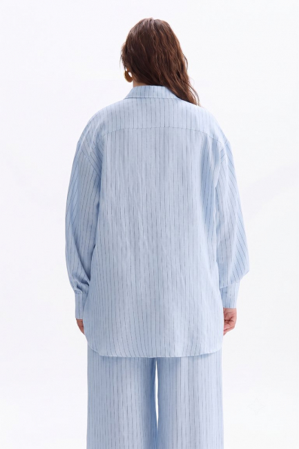 Рубашка оверсайз изо льна с полоской райе – фото – Plus Size 50–64 – Моно-Стиль