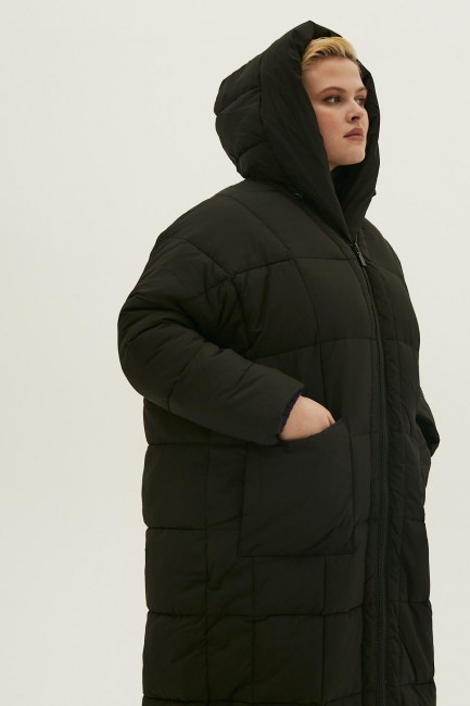 Прямой черный пуховик пальто с накладным карманом модный 