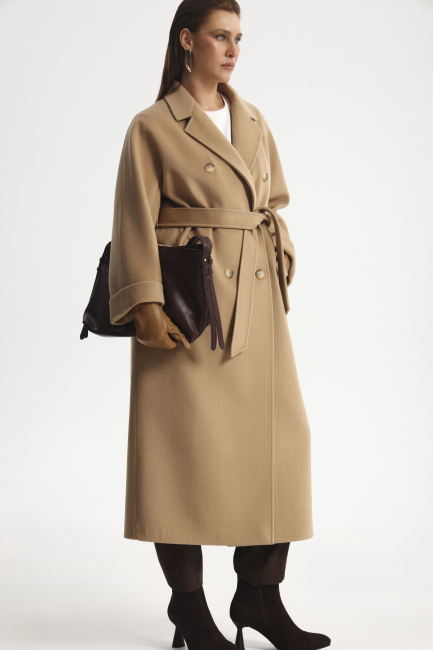 Пальто двубортное из шерсти