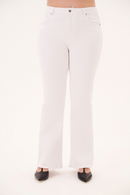 Джинсы буткат белого цвета