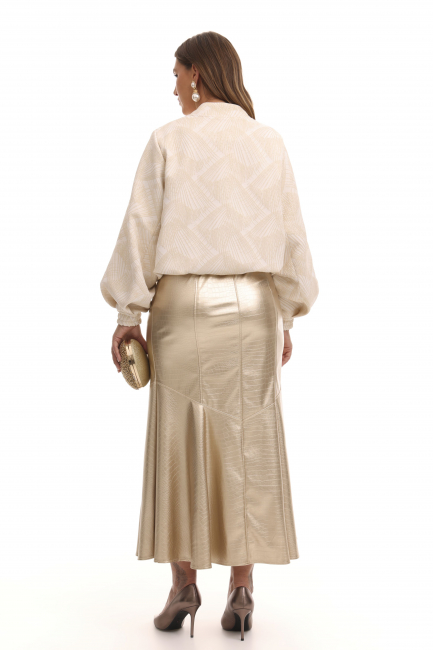 Бомбер из фактурной ткани с металлизированным принтом