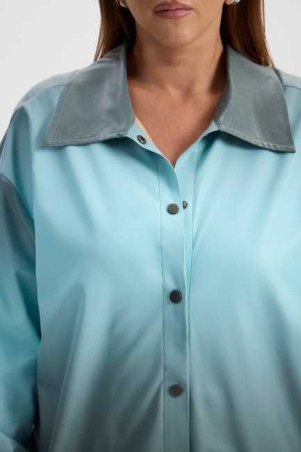 Куртка рубашка из экокожи с принтом деграде – фото – Plus Size 50–64 – Моно-Стиль