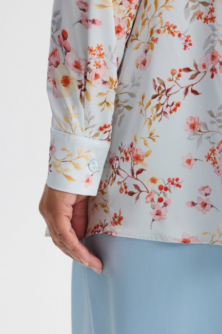 Блузка из поливискозы с цветочным принтом – фото – Plus Size 50–64 – Моно-Стиль