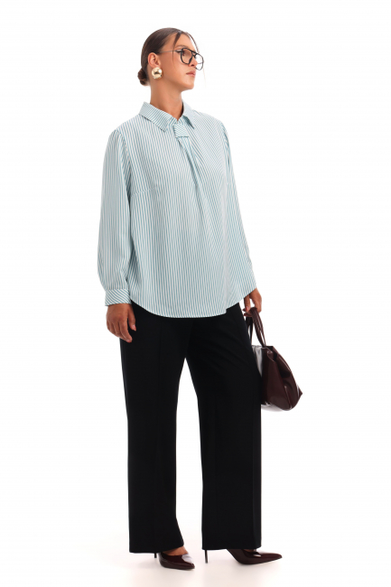 Брюки черного цвета на молнии со стрелками