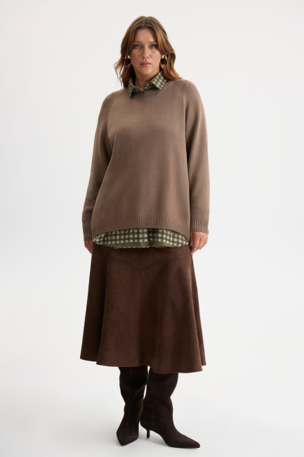 Джемпер с круглым вырезом из вискозы – фото – Plus Size 50–64 – Моно-Стиль