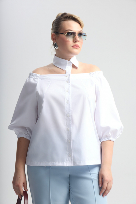 Рубашка с декольте и съемным воротником