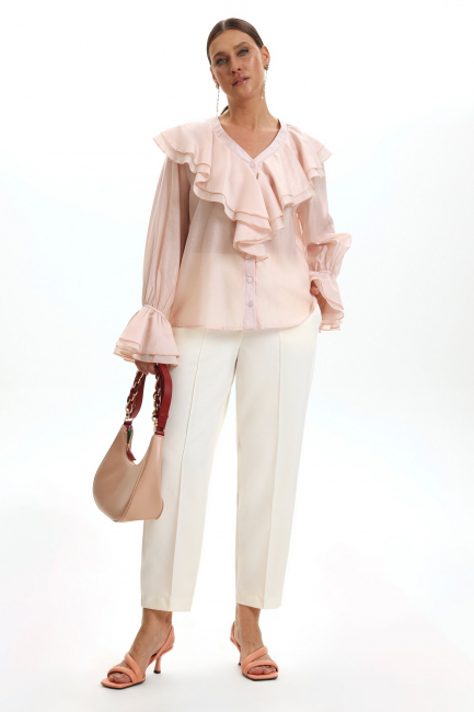 Блузка из тенселя в пиратском стиле