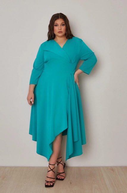 Платье с эффектом запаха и ассиметричным низом фото