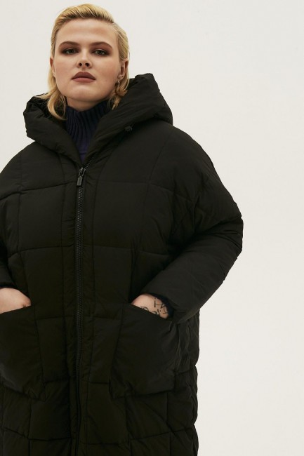 Прямой черный пуховик пальто с накладным карманом купить для женщин плюс сайз с доставкой 