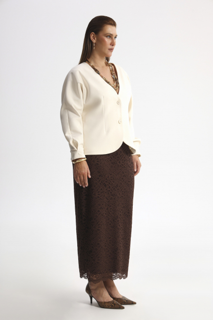 Жакет в стиле леди лайк с защипами