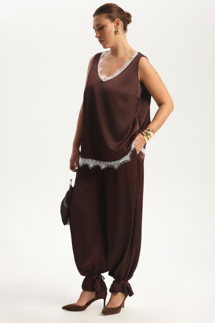 Топ из шелка с кружевом