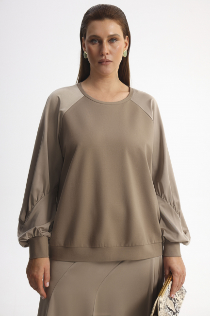 Свитшот трикотажный с комбинированным рукавом