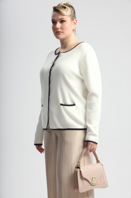 Вязаный жакет в стиле шанель