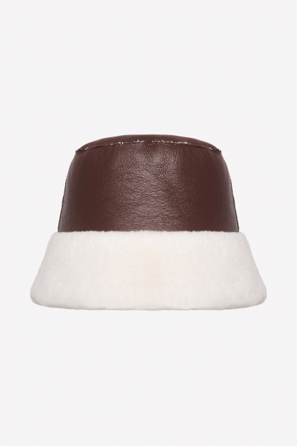 Панама из шерсти мериноса на экокоже наппа в оттенке шоколад